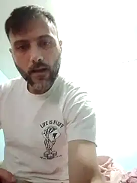 coppiasenzacensura online show from 10/26/25, 02:01