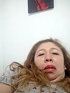 Snapshot of Valentinaa_mature chatting on 07/20/26, 08:06 Valentinaa mature online show from 07/20/26, 08:06