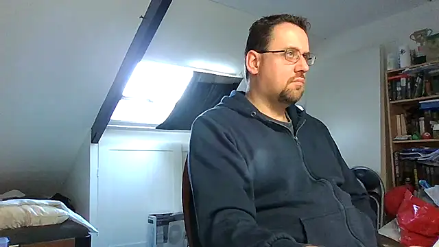 rdewaard81 online show from 10/01/25, 08:42