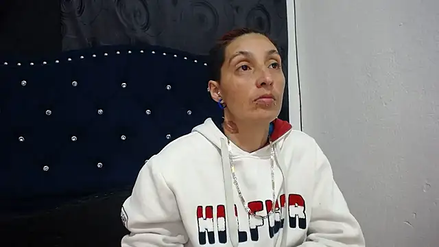 anyu1306 online show from 12/06/24, 08:37