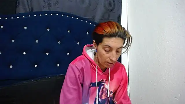 anyu1306 online show from 01/06/25, 08:46