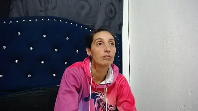 anyu1306 online show from 01/12/25, 05:13