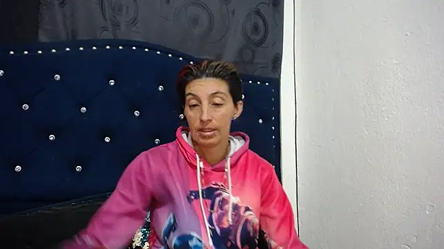 anyu1306 online show from 01/18/25, 05:10