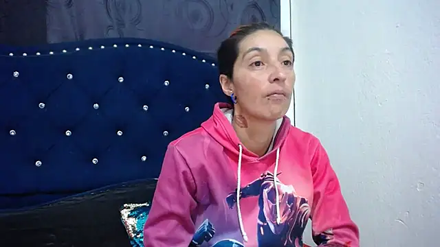 anyu1306 online show from 01/23/25, 12:19