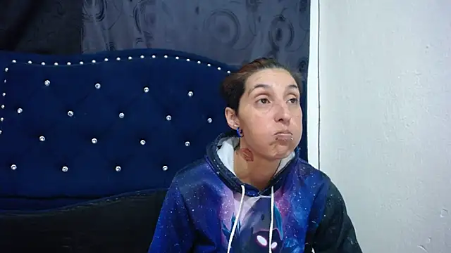 anyu1306 online show from 03/22/25, 02:16