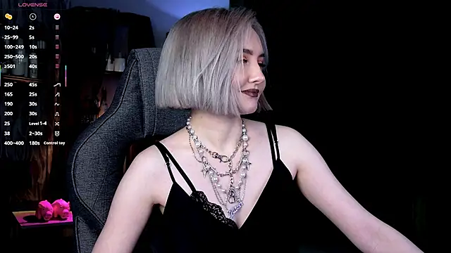 ReiYosimoto online show from 02/02/26, 07:23