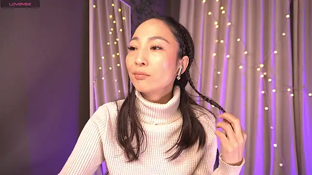 1reisatumi  online show from 01/10/26, 01:35