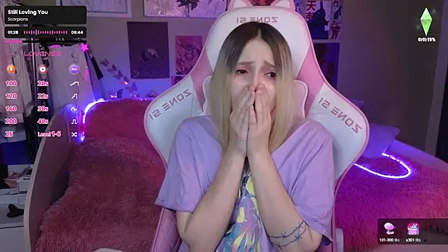 Evie Ro online show from 12/05/24, 09:17