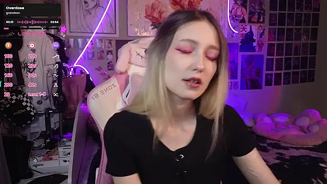 Evie Ro online show from 03/22/25, 08:48