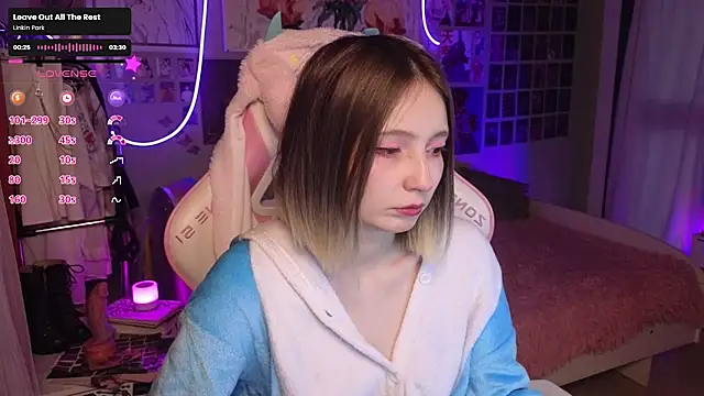 Evie Ro online show from 09/27/25, 08:03