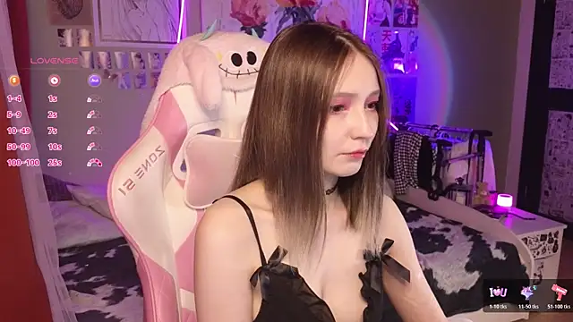 Evie Ro online show from 04/04/26, 01:48