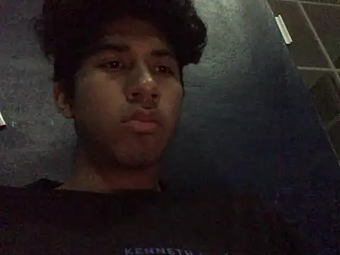 Snapshot of Mangopitudo chatting on 01/15/25, 12:41 Mangopitudo online show from 01/15/25, 12:41