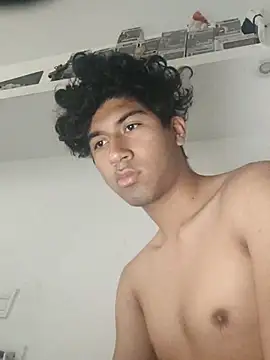 Snapshot of Mangopitudo chatting on 03/22/25, 05:41 Mangopitudo online show from 03/22/25, 05:41