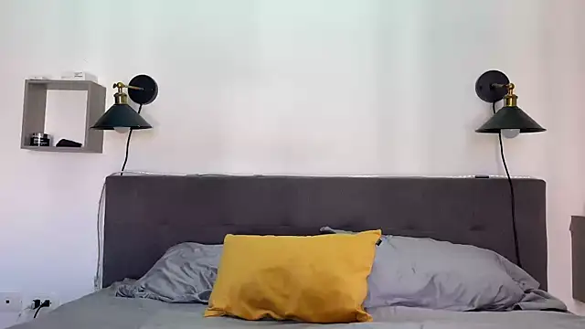 mommy nadin online show from 02/25/25, 08:19