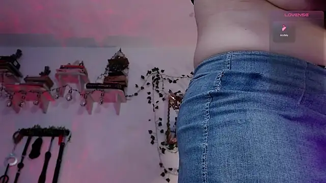 Eve Blue77 online show from 04/21/26, 03:02