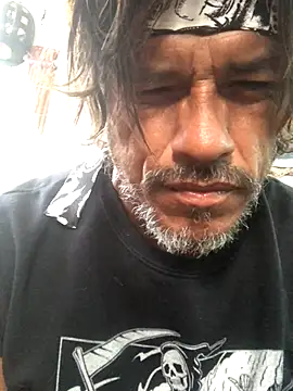 Snapshot of kvr27 chatting on 10/28/25, 11:36 kvr27 online show from 10/28/25, 11:36