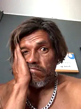 Snapshot of kvr27 chatting on 12/20/25, 11:50 kvr27 online show from 12/20/25, 11:50