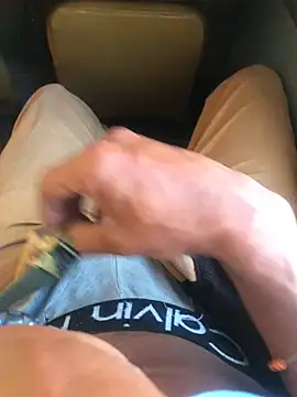 Snapshot of kvr27 chatting on 02/05/26, 11:48 kvr27 online show from 02/05/26, 11:48