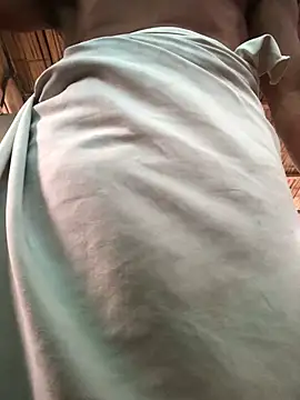 Snapshot of kvr27 chatting on 02/15/26, 12:03 kvr27 online show from 02/15/26, 12:03