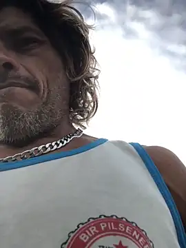 Snapshot of kvr27 chatting on 02/22/26, 12:15 kvr27 online show from 02/22/26, 12:15