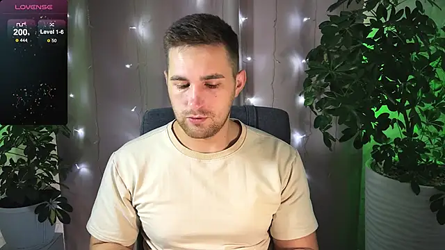 Sweeet  boy online show from 02/02/25, 07:20