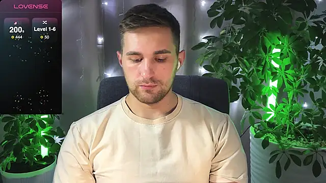 Sweeet  boy online show from 02/17/25, 06:37