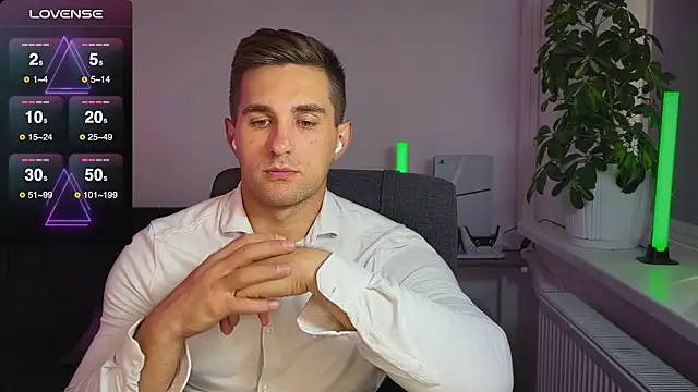 Sweeet  boy online show from 09/25/25, 12:31