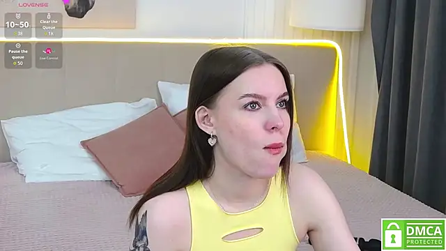 AmaliaBell online show from 10/10/25, 01:10