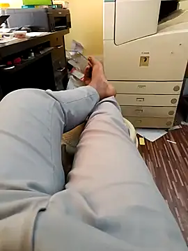 u wan me online show from 02/28/25, 06:54