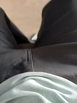 u wan me online show from 03/23/25, 03:10