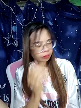   Mai-love19   online show from 10/18/25, 11:27