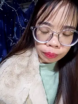   Mai-love19   online show from 11/22/25, 10:31