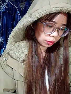   Mai-love19   online show from 11/29/25, 12:46