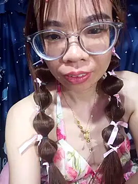   Mai-love19   online show from 05/13/26, 10:27