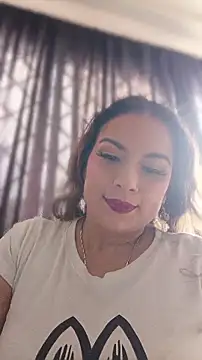 Snapshot of gisellsaenz chatting on 02/25/26, 07:12 gisellsaenz online show from 02/25/26, 07:12