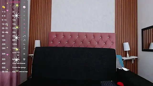 gisellsaenz online show from 04/30/26, 05:30