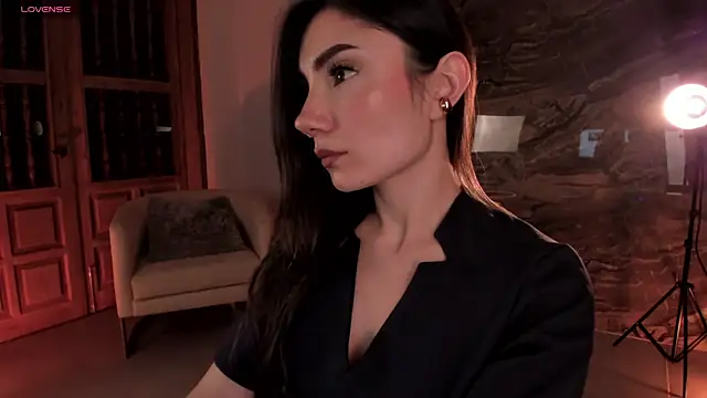 AmyArmstrong online show from 01/28/25, 12:57