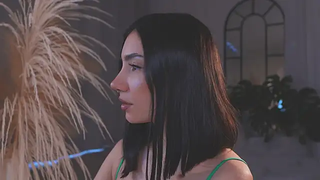 AmyArmstrong online show from 11/14/25, 10:29