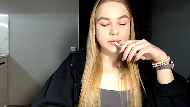 Sunbeam  online show from 02/17/25, 04:04