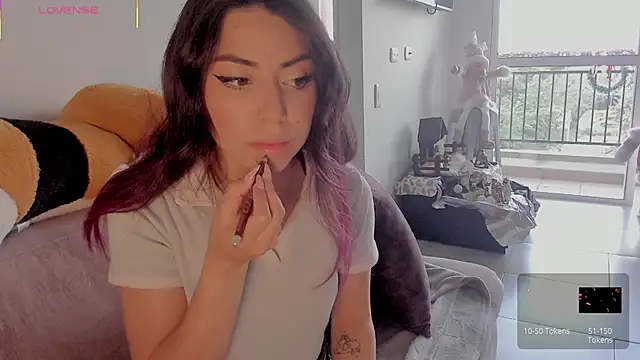 natalie jaensen online show from 11/19/25, 08:09