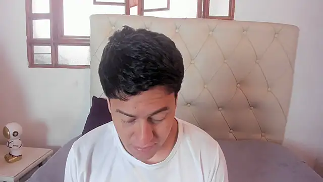 oliver price1 online show from 04/22/26, 01:45