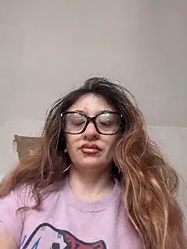 Snapshot of xgabyenlalunax chatting on 03/05/25, 04:35 xgabyenlalunax online show from 03/05/25, 04:35