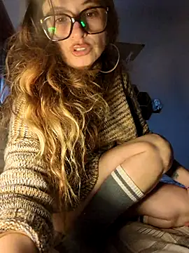 Snapshot of xgabyenlalunax chatting on 03/21/25, 04:40 xgabyenlalunax online show from 03/21/25, 04:40
