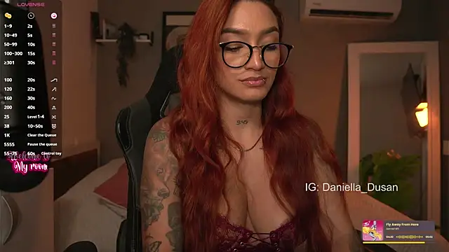 DaniDusan  online show from 01/20/25, 10:26