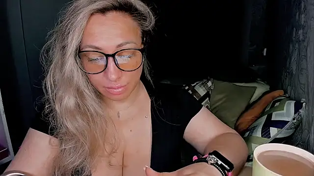 CumOnMy Tits online show from 11/12/25, 12:55