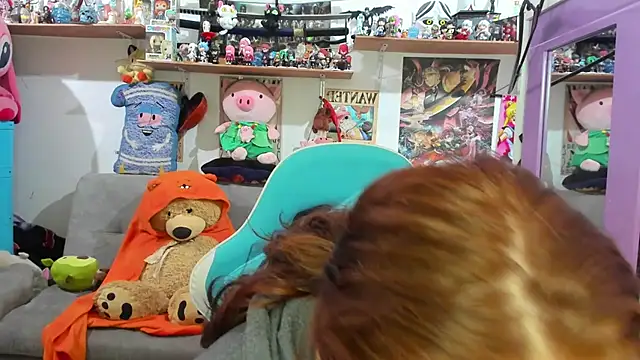 soficammy online show from 12/01/25, 08:14