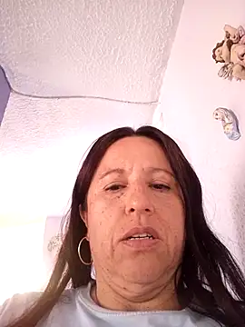 Snapshot of valeriapinter chatting on 04/29/26, 06:25 valeriapinter online show from 04/29/26, 06:25