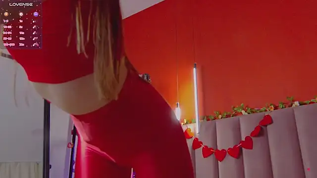 SweetySonya online show from 02/11/25, 04:44