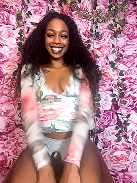 Snapshot of mismialove chatting on 09/10/25, 05:57 mismialove online show from 09/10/25, 05:57
