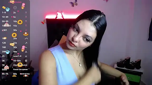 Snapshot of susan_smith18 chatting on 02/27/25, 02:21 susan smith18 online show from 02/27/25, 02:21